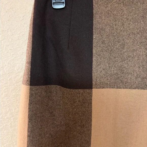 4/$15 Eddie Bauer Checkered Brown and Tan Mini Skirt - Picture 3 of 7